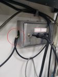 (狀態更新)班級壁嵌式音效介面，接上麥克風時發出電流聲