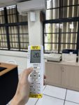 國貿實習教室冷氣搖控器無作用